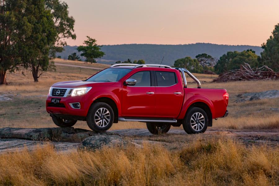  Nissan Navara ST-X Dual Cab (D23) 2017 года  (AU) (фото 7 из 41)